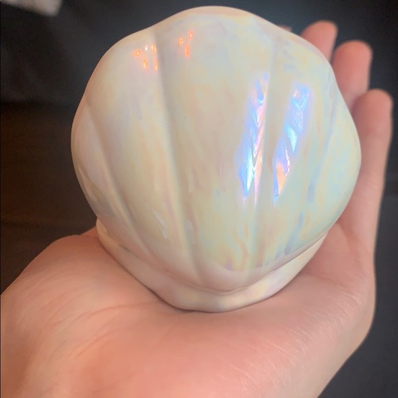 A Precious Moments Mermaid of the month: May - Picture 3 of 4